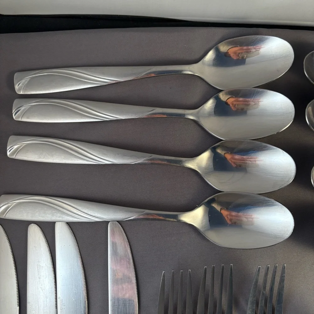 Cambridge Stainless MERCADO‎ SAND Flatware Set Of 19 *Missing 1 Dinner Fork*
